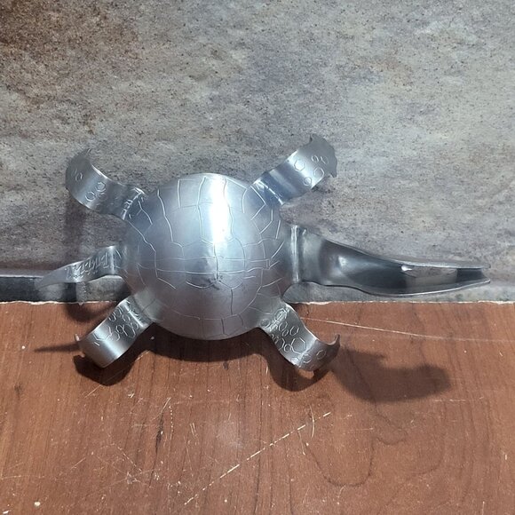 Lager Head Black & Tan Turtle Snapper Metal Bottle Opener Silver Tone - Picture 4 of 10